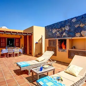 casa-acequia.in-canary-islands.com/